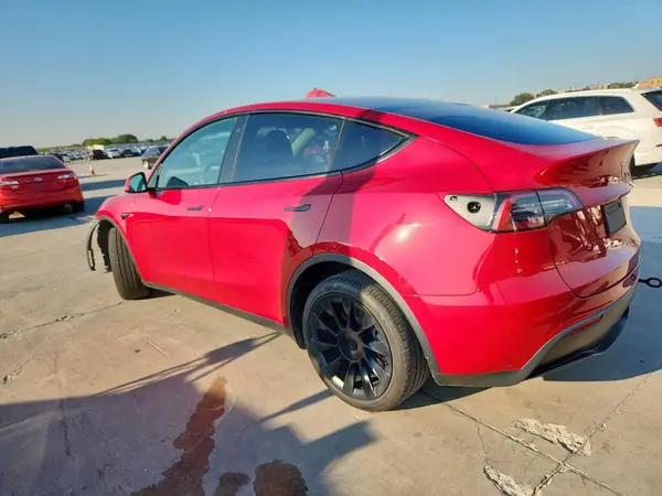 5YJYGDEE9MF257496 2021 TESLA MODEL Y - Image 2