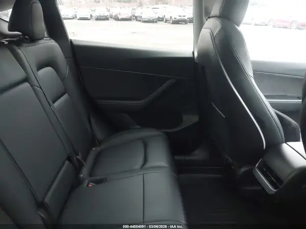 5YJYGDEE9MF264366 2021 TESLA MODEL Y - Image 8