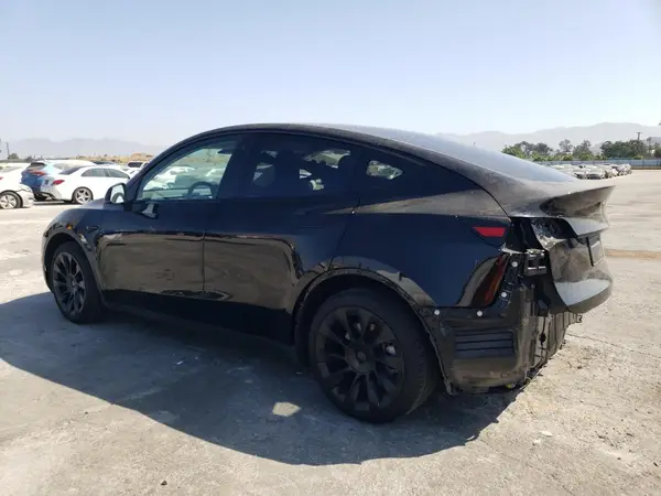 5YJYGDEE9MF286853 2021 TESLA MODEL Y - Image 2