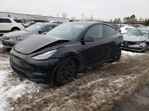5YJYGDEE9MF287971 2021 TESLA MODEL Y - Image 1