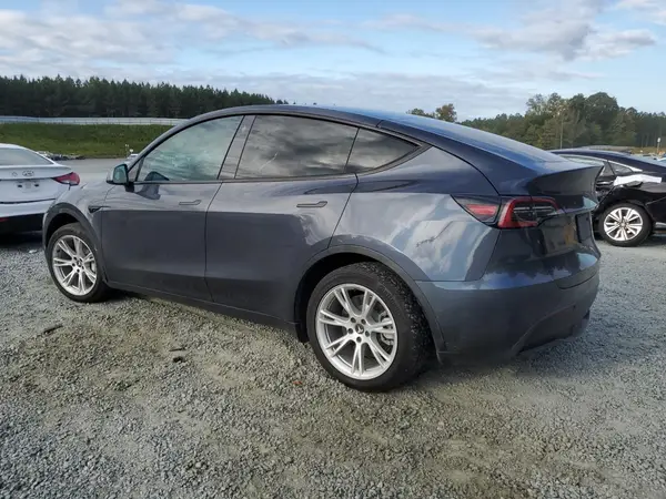 5YJYGDEE9MF294015 2021 TESLA MODEL Y - Image 2