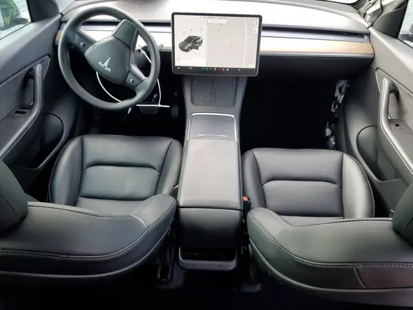5YJYGDEE9MF294015 2021 TESLA MODEL Y - Image 8