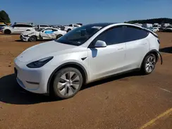 5YJYGDEE9MF305305 2021 TESLA MODEL Y