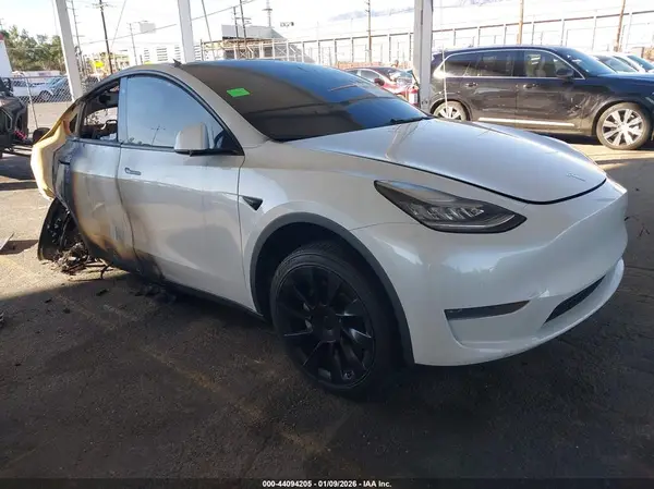 5YJYGDEEXLF008624 2020 TESLA MODEL Y - Image 1