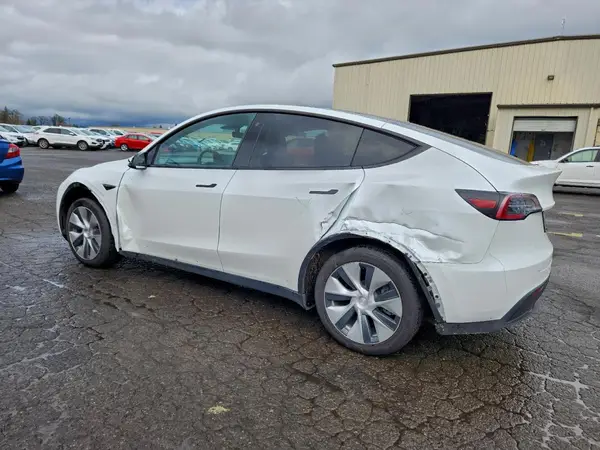 5YJYGDEEXLF015394 2020 TESLA MODEL Y - Image 2