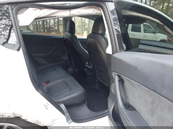 5YJYGDEEXLF024922 2020 TESLA MODEL Y - Image 8