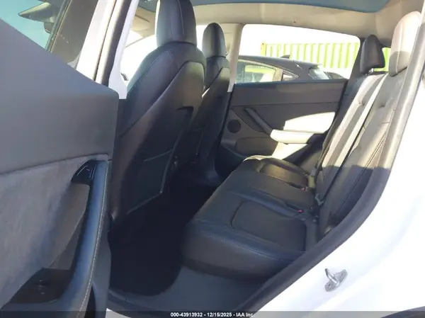 5YJYGDEEXLF026315 2020 TESLA MODEL Y - Image 8