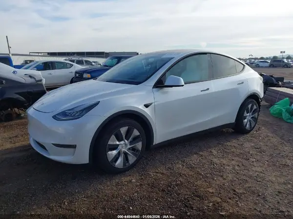 5YJYGDEEXLF032602 2020 TESLA MODEL Y - Image 2