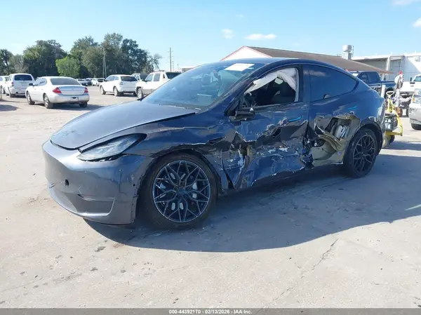 5YJYGDEEXLF039310 2020 TESLA MODEL Y - Image 2