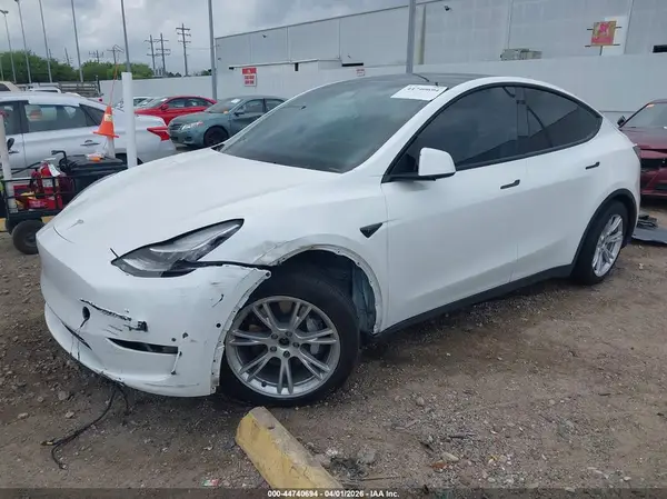 5YJYGDEEXLF043616 2020 TESLA MODEL Y - Image 2