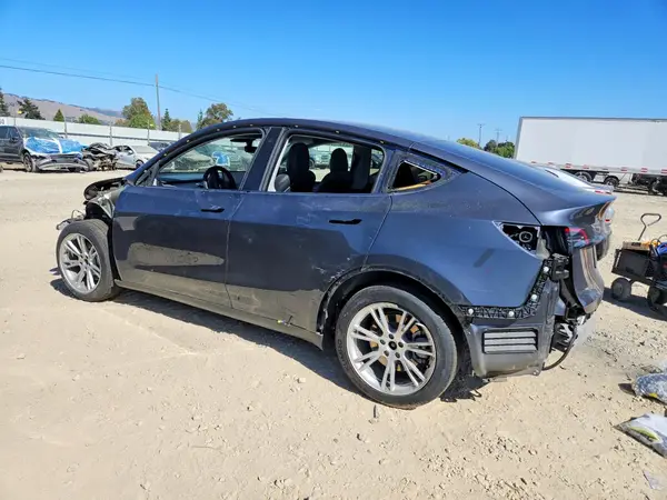 5YJYGDEEXLF057631 2020 TESLA MODEL Y - Image 2