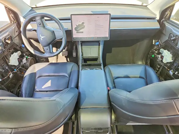5YJYGDEEXLF057631 2020 TESLA MODEL Y - Image 8