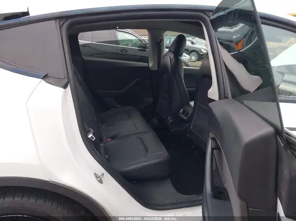 5YJYGDEEXMF065987 2021 TESLA MODEL Y - Image 8