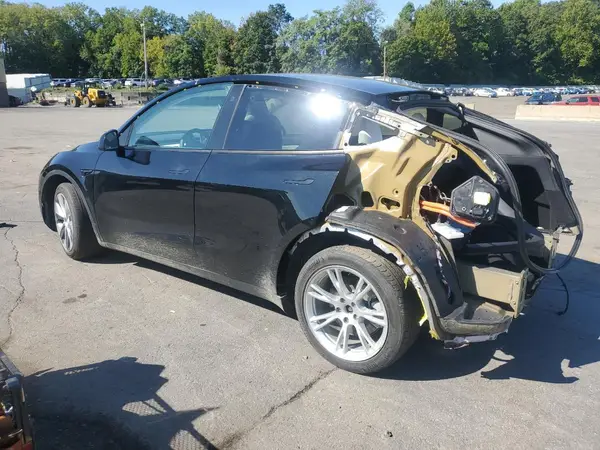 5YJYGDEEXMF068761 2021 TESLA MODEL Y - Image 2