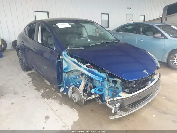 5YJYGDEEXMF070574 2021 TESLA MODEL Y - Image 1