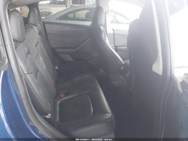 5YJYGDEEXMF070574 2021 TESLA MODEL Y - Image 8