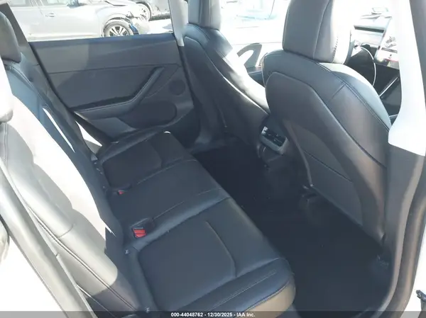 5YJYGDEEXMF071658 2021 TESLA MODEL Y - Image 8