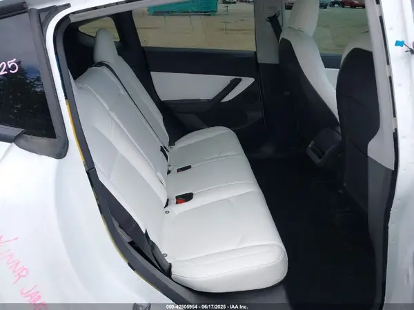 5YJYGDEEXMF071692 2021 TESLA MODEL Y - Image 8