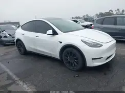 5YJYGDEEXMF074205 2021 TESLA MODEL Y