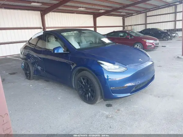 5YJYGDEEXMF075144 2021 TESLA MODEL Y - Image 1