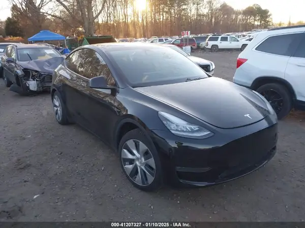 5YJYGDEEXMF082479 2021 TESLA MODEL Y - Image 1