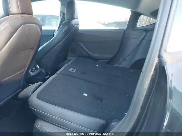 5YJYGDEEXMF082479 2021 TESLA MODEL Y - Image 8