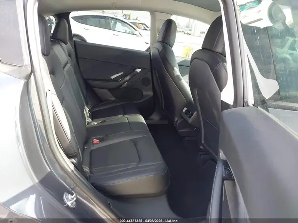 5YJYGDEEXMF083373 2021 TESLA MODEL Y - Image 8