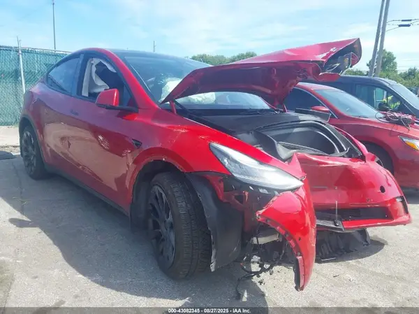 5YJYGDEEXMF084622 2021 TESLA MODEL Y - Image 1