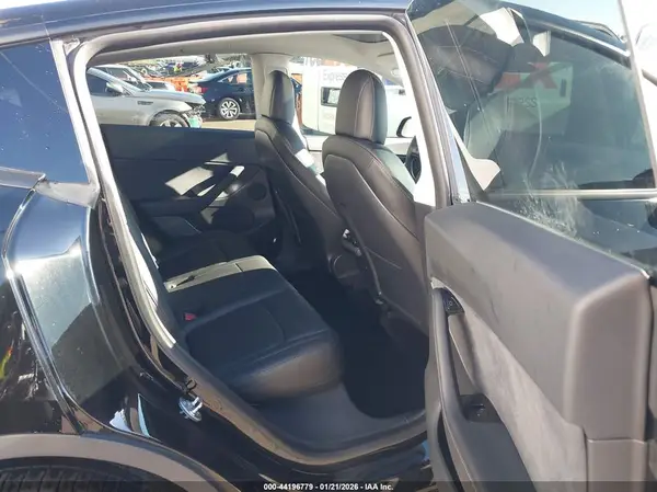 5YJYGDEEXMF084913 2021 TESLA MODEL Y - Image 8