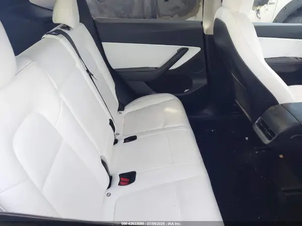 5YJYGDEEXMF085334 2021 TESLA MODEL Y - Image 8