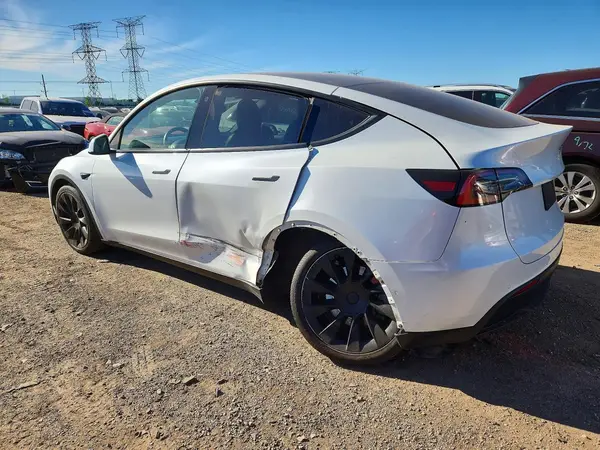 5YJYGDEEXMF092736 2021 TESLA MODEL Y - Image 2