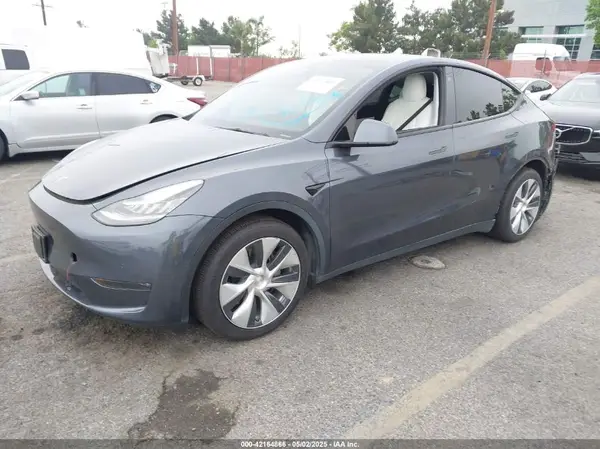 5YJYGDEEXMF092901 2021 TESLA MODEL Y - Image 2