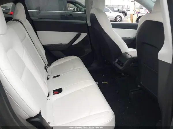 5YJYGDEEXMF092901 2021 TESLA MODEL Y - Image 8