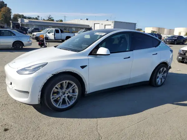5YJYGDEEXMF094437 2021 TESLA MODEL Y - Image 1