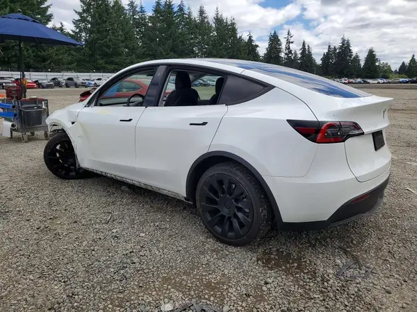 5YJYGDEEXMF102097 2021 TESLA MODEL Y - Image 2