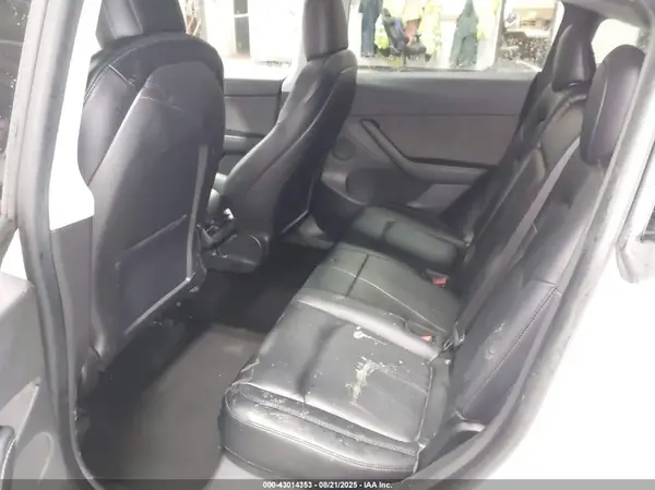 5YJYGDEEXMF107980 2021 TESLA MODEL Y - Image 8
