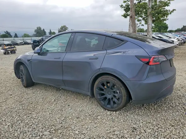 5YJYGDEEXMF138789 2021 TESLA MODEL Y - Image 2