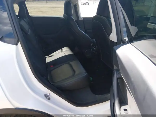 5YJYGDEEXMF140302 2021 TESLA MODEL Y - Image 8