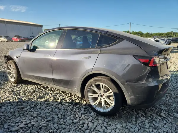 5YJYGDEEXMF140607 2021 TESLA MODEL Y - Image 2