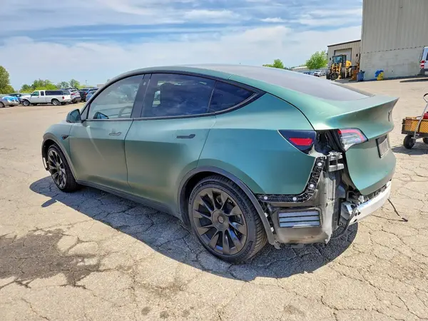 5YJYGDEEXMF148450 2021 TESLA MODEL Y - Image 2