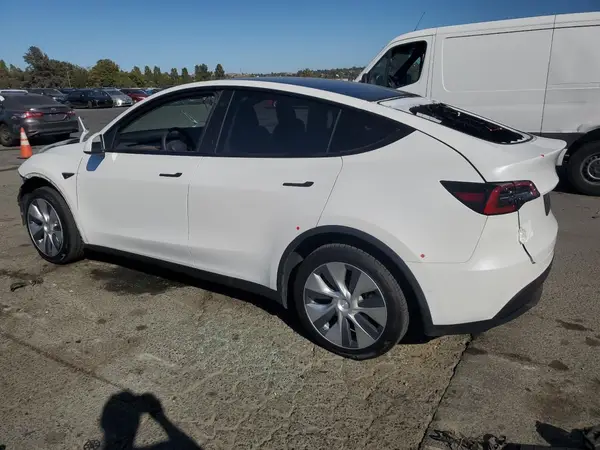 5YJYGDEEXMF150277 2021 TESLA MODEL Y - Image 2