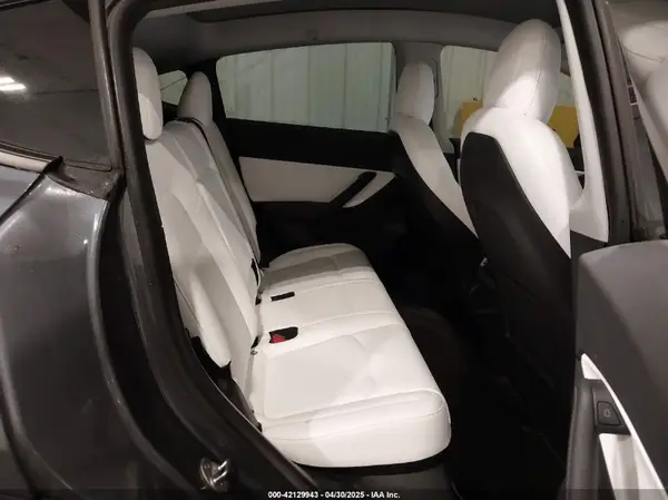 5YJYGDEEXMF152093 2021 TESLA MODEL Y - Image 8