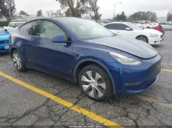 5YJYGDEEXMF153096 2021 TESLA MODEL Y