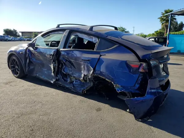 5YJYGDEEXMF153678 2021 TESLA MODEL Y - Image 2
