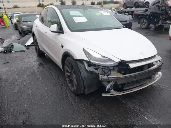 5YJYGDEEXMF161733 2021 TESLA MODEL Y - Image 1
