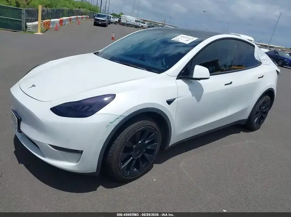 5YJYGDEEXMF177298 2021 TESLA MODEL Y - Image 2