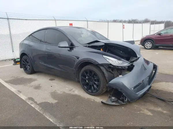 5YJYGDEEXMF179178 2021 TESLA MODEL Y - Image 1
