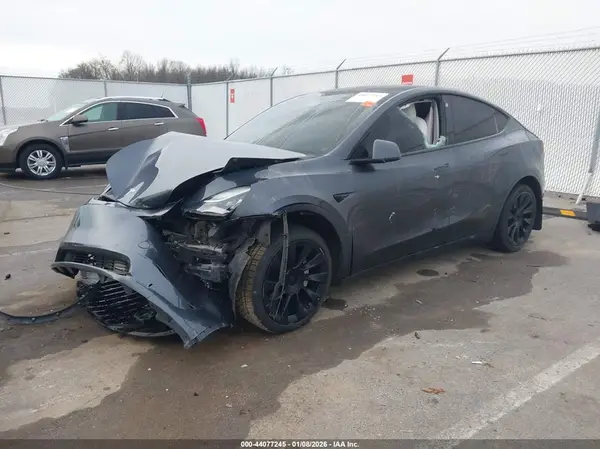 5YJYGDEEXMF179178 2021 TESLA MODEL Y - Image 2