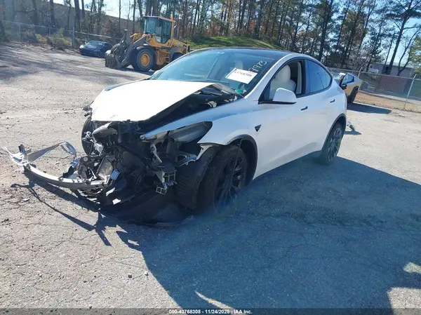 5YJYGDEEXMF179424 2021 TESLA MODEL Y - Image 2