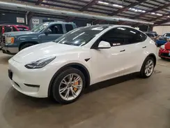 5YJYGDEEXMF180914 2021 TESLA MODEL Y